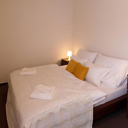 Litvan Sunset Apartments تشيسكي بوديوفيتسه المظهر الخارجي الصورة