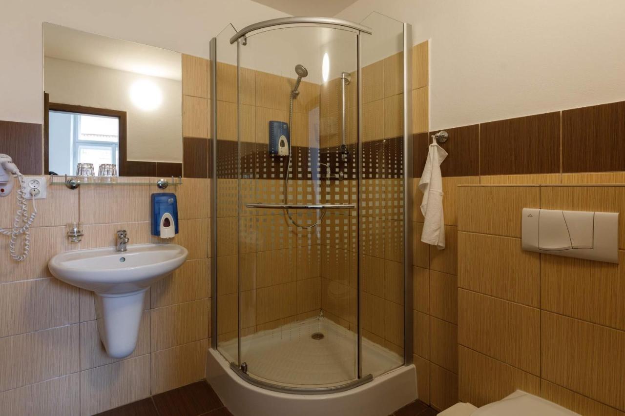 Litvan Sunset Apartments تشيسكي بوديوفيتسه المظهر الخارجي الصورة